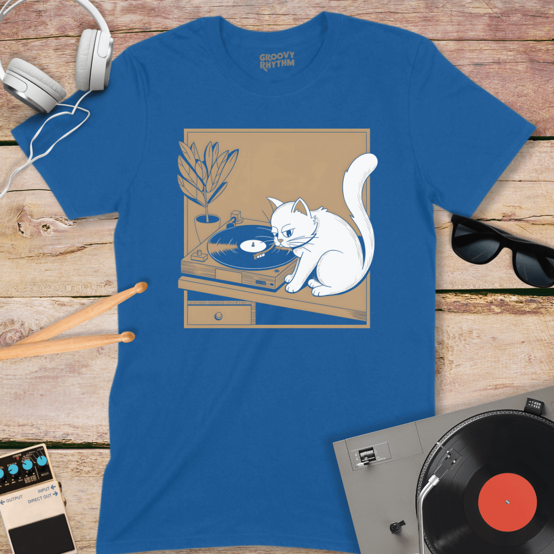 Kitty Loves Music Tee